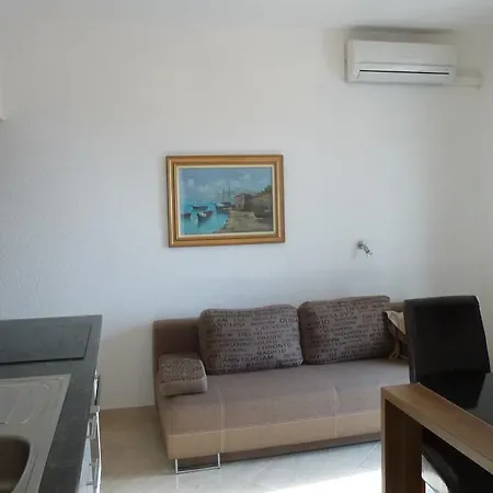 Apartments Grozdana Gradac  Room photo