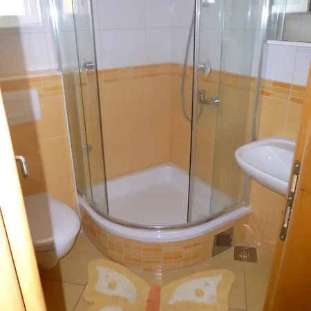 Apartments Grozdana Gradac  Room photo