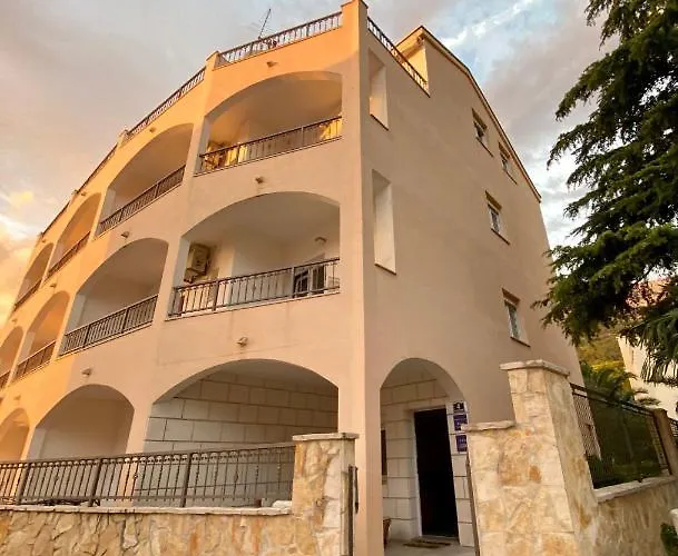 Apartments Grozdana