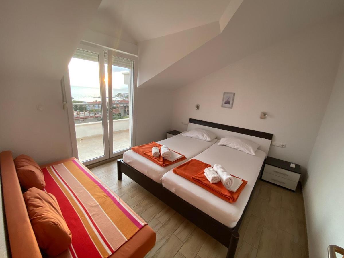 Grozdana * Gradac (Split-Dalmatia)