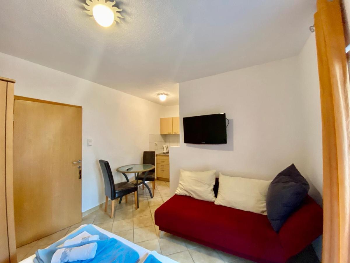 Grozdana Apartment Gradac (Split-Dalmatia)